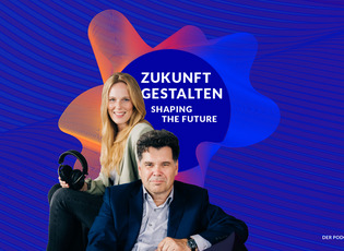 Collage unseres Podcasts "Zukunft gestalten" mit den Hosts Malva Sucker und Jochen Arntz