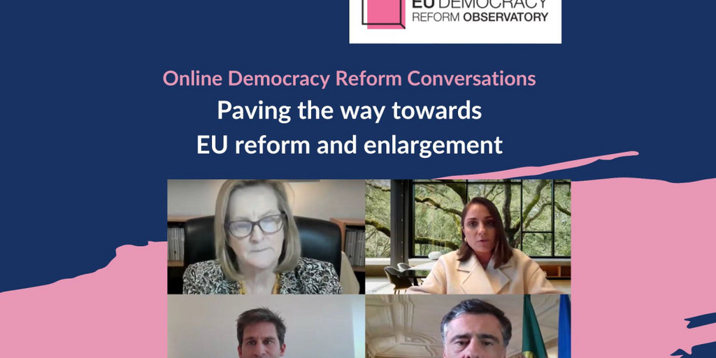Picture with the speakers the fourth Democracy Reform Conversation