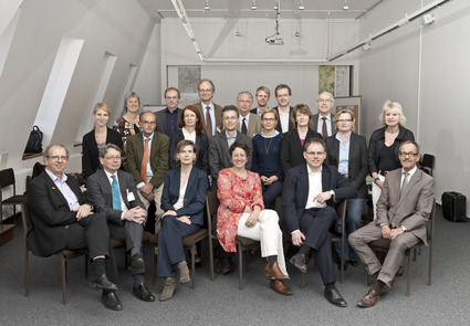 Gruppenbild 20120328_INNOVATIONSDIALOG014.jpg