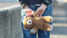 Shutterstock / Roman Bodnarchuk