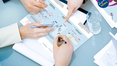 iStock_000005217319XLarge_EZ_Eurobriefing_7.jpg_ST_EZ(© iStockphoto / Zsolt Nyulaszi)