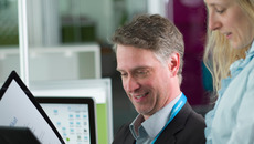 Zertifikate_8435688.JPG ST-LL 2015 Weiterbildung für alle(© Arne Weychardt)