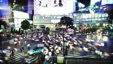 Kreuzung-Shibuya-Tokio_2860833770_625b1e0faf_o.jpg(© iñigo / Flickr - CC BY-NC-ND 2.0, https://creativecommons.org/licenses/by-nc-nd/2.0/)