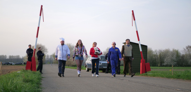 People in front of a frontier