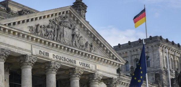 Außenaufnahme des Reichtagsgebäudes in Berlin